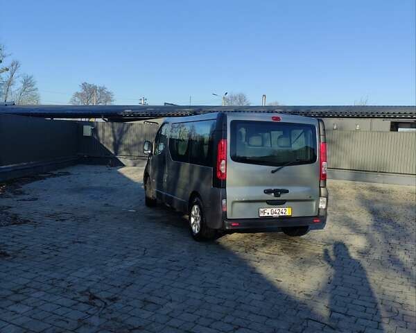 Серый Рено Трафик, объемом двигателя 2 л и пробегом 238 тыс. км за 14700 $, фото 27 на Automoto.ua