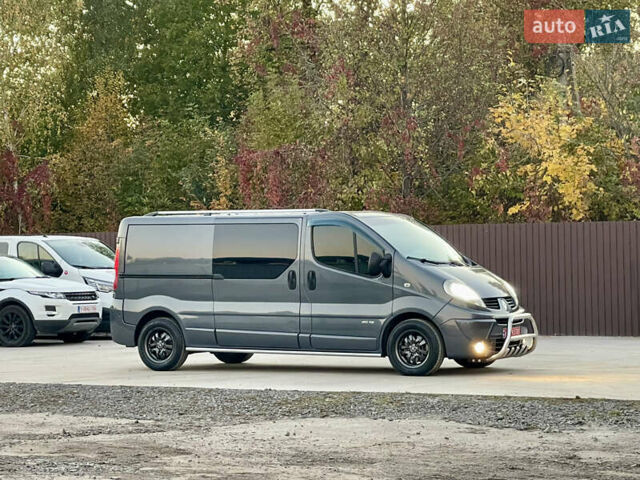 Серый Рено Трафик, объемом двигателя 2 л и пробегом 299 тыс. км за 14499 $, фото 19 на Automoto.ua