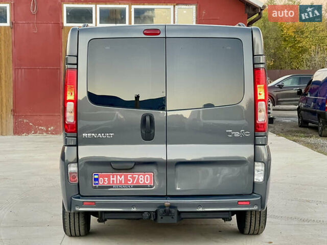 Серый Рено Трафик, объемом двигателя 2 л и пробегом 299 тыс. км за 14499 $, фото 12 на Automoto.ua