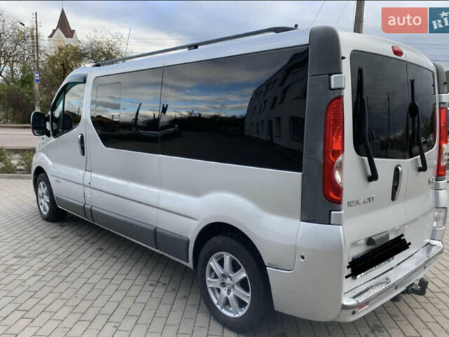 Серый Рено Трафик, объемом двигателя 2 л и пробегом 262 тыс. км за 13600 $, фото 10 на Automoto.ua