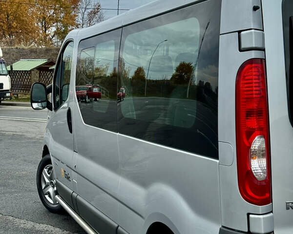 Рено Трафик 2013 в Полтаве на Automoto.ua Серый Рено Трафик, объемом двигателя 2 л и пробегом 138 тыс. км за 17750 $, фото 17 на Automoto.ua