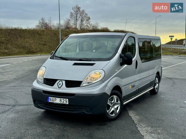 Рено Трафик 2013 в Полтаве на Automoto.ua Серый Рено Трафик, объемом двигателя 2 л и пробегом 138 тыс. км за 17750 $, фото 4 на Automoto.ua