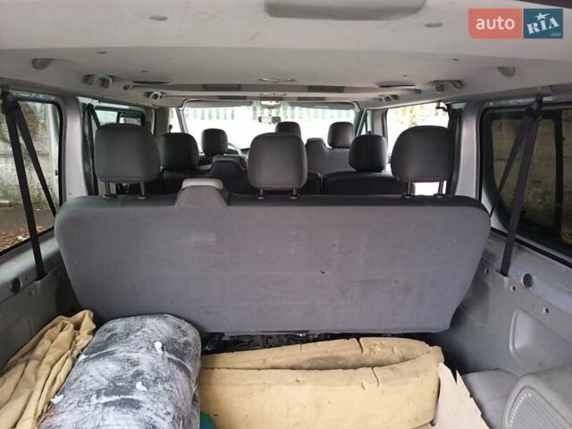 Сірий Рено Трафік, об'ємом двигуна 2 л та пробігом 218 тис. км за 14500 $, фото 14 на Automoto.ua