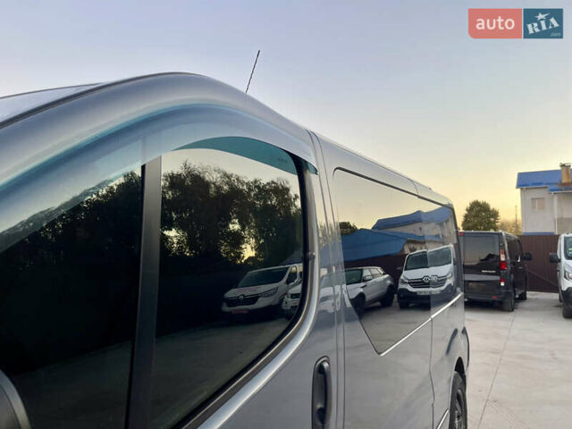 Серый Рено Трафик, объемом двигателя 2 л и пробегом 299 тыс. км за 14499 $, фото 27 на Automoto.ua