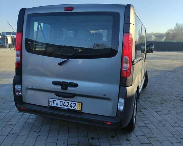 Серый Рено Трафик, объемом двигателя 2 л и пробегом 238 тыс. км за 14700 $, фото 18 на Automoto.ua