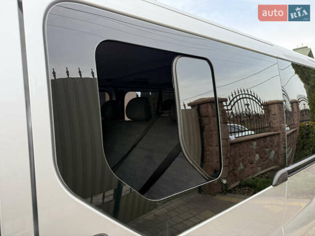 Серый Рено Трафик, объемом двигателя 2 л и пробегом 221 тыс. км за 15071 $, фото 46 на Automoto.ua