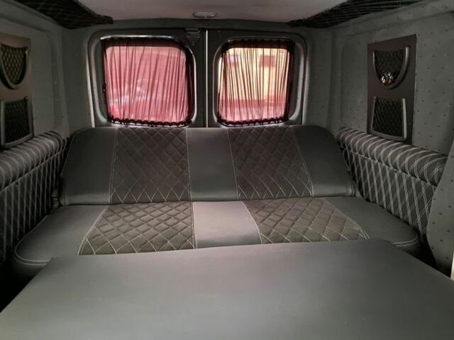 Серый Рено Трафик, объемом двигателя 2 л и пробегом 135 тыс. км за 9100 $, фото 21 на Automoto.ua