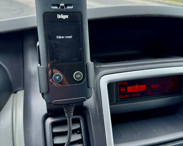 Рено Трафик 2013 в Полтаве на Automoto.ua Серый Рено Трафик, объемом двигателя 2 л и пробегом 138 тыс. км за 17750 $, фото 28 на Automoto.ua