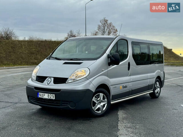 Рено Трафик 2013 в Полтаве на Automoto.ua Серый Рено Трафик, объемом двигателя 2 л и пробегом 138 тыс. км за 17750 $, фото 3 на Automoto.ua