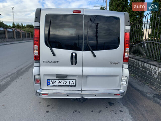 Серый Рено Трафик, объемом двигателя 2 л и пробегом 260 тыс. км за 14500 $, фото 15 на Automoto.ua