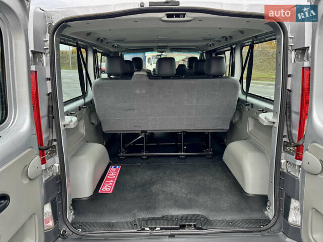 Рено Трафик 2013 в Полтаве на Automoto.ua Серый Рено Трафик, объемом двигателя 2 л и пробегом 138 тыс. км за 17750 $, фото 48 на Automoto.ua