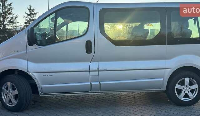 Серый Рено Трафик, объемом двигателя 2 л и пробегом 226 тыс. км за 13999 $, фото 9 на Automoto.ua