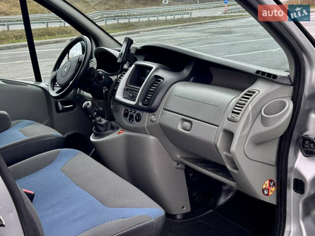 Рено Трафик 2013 в Полтаве на Automoto.ua Серый Рено Трафик, объемом двигателя 2 л и пробегом 138 тыс. км за 17750 $, фото 35 на Automoto.ua