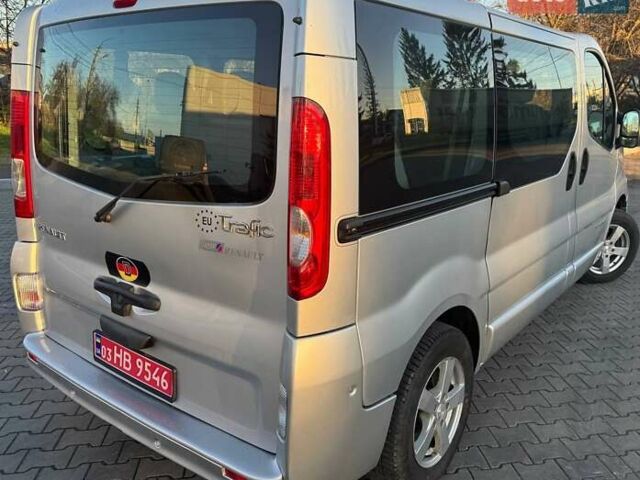 Сірий Рено Трафік, об'ємом двигуна 2 л та пробігом 226 тис. км за 14200 $, фото 11 на Automoto.ua
