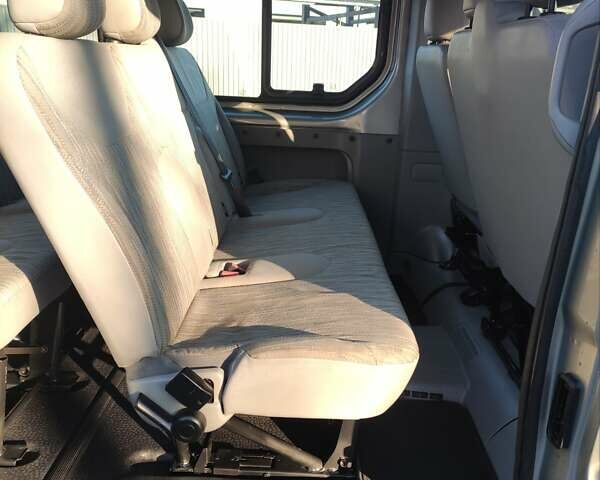 Серый Рено Трафик, объемом двигателя 2 л и пробегом 238 тыс. км за 14700 $, фото 41 на Automoto.ua