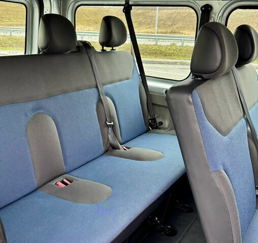 Рено Трафик 2013 в Полтаве на Automoto.ua Серый Рено Трафик, объемом двигателя 2 л и пробегом 138 тыс. км за 17750 $, фото 46 на Automoto.ua