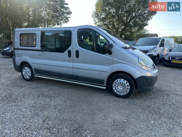 Серый Рено Трафик, объемом двигателя 2 л и пробегом 326 тыс. км за 13500 $, фото 5 на Automoto.ua