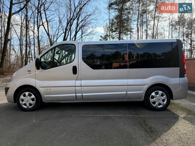 Серый Рено Трафик, объемом двигателя 2 л и пробегом 270 тыс. км за 15999 $, фото 8 на Automoto.ua