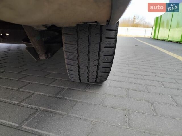 Сірий Рено Трафік, об'ємом двигуна 2 л та пробігом 270 тис. км за 15850 $, фото 33 на Automoto.ua