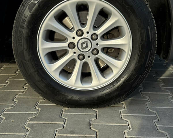 Рено Трафик 2014 в Луцке на Automoto.ua Серый Рено Трафик, объемом двигателя 2 л и пробегом 150 тыс. км за 18399 $, фото 39 на Automoto.ua