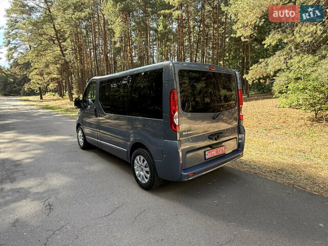 Сірий Рено Трафік, об'ємом двигуна 2 л та пробігом 267 тис. км за 16800 $, фото 75 на Automoto.ua