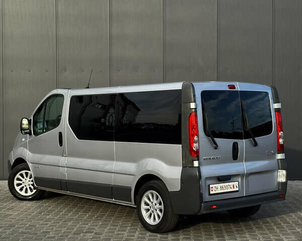 Рено Трафик 2014 в Луцке на Automoto.ua Серый Рено Трафик, объемом двигателя 2 л и пробегом 150 тыс. км за 18399 $, фото 26 на Automoto.ua