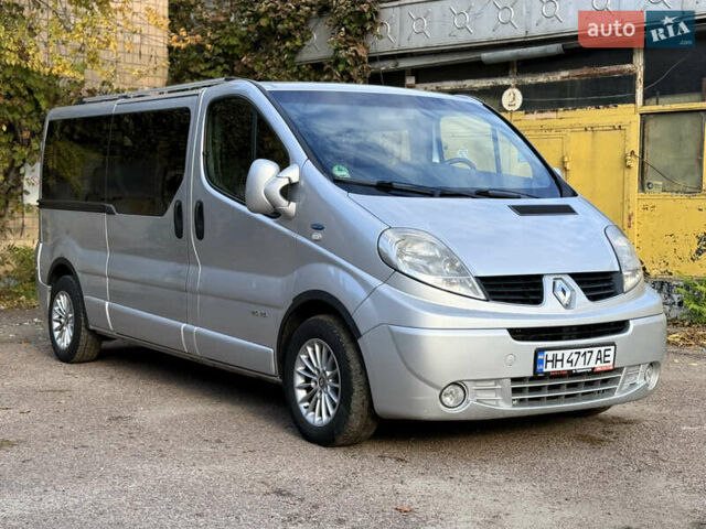 Сірий Рено Трафік, об'ємом двигуна 2 л та пробігом 340 тис. км за 12600 $, фото 2 на Automoto.ua
