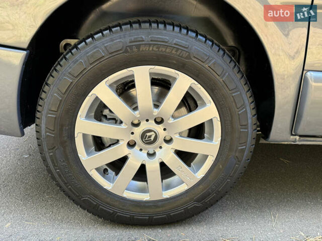 Сірий Рено Трафік, об'ємом двигуна 2 л та пробігом 267 тис. км за 16800 $, фото 18 на Automoto.ua