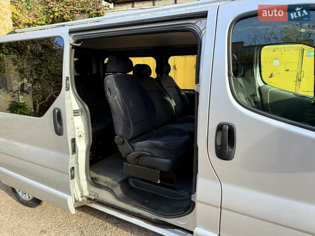 Сірий Рено Трафік, об'ємом двигуна 2 л та пробігом 340 тис. км за 12600 $, фото 15 на Automoto.ua