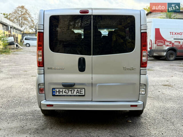Сірий Рено Трафік, об'ємом двигуна 2 л та пробігом 340 тис. км за 12600 $, фото 5 на Automoto.ua
