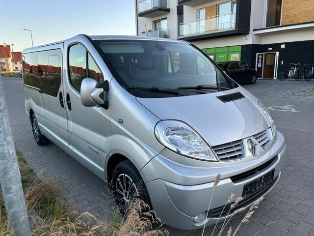 Сірий Рено Трафік, об'ємом двигуна 2 л та пробігом 191 тис. км за 8900 $, фото 5 на Automoto.ua