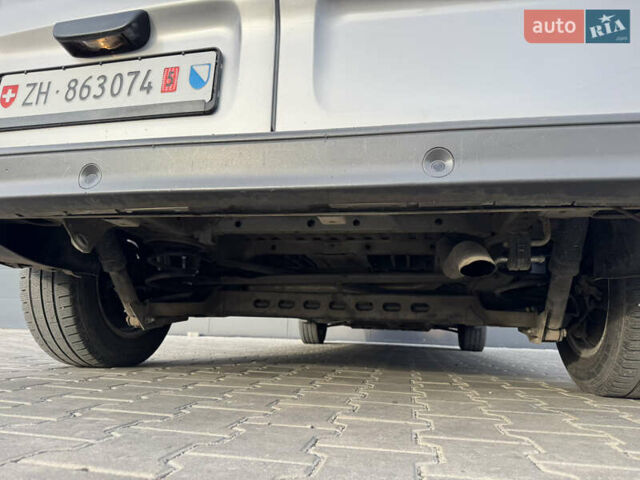 Рено Трафик 2014 в Луцке на Automoto.ua Серый Рено Трафик, объемом двигателя 2 л и пробегом 150 тыс. км за 18399 $, фото 40 на Automoto.ua