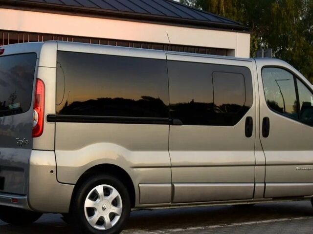 Серый Рено Трафик, объемом двигателя 2 л и пробегом 127 тыс. км за 9400 $, фото 7 на Automoto.ua