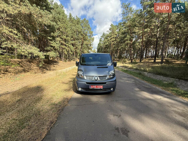 Сірий Рено Трафік, об'ємом двигуна 2 л та пробігом 267 тис. км за 16800 $, фото 71 на Automoto.ua