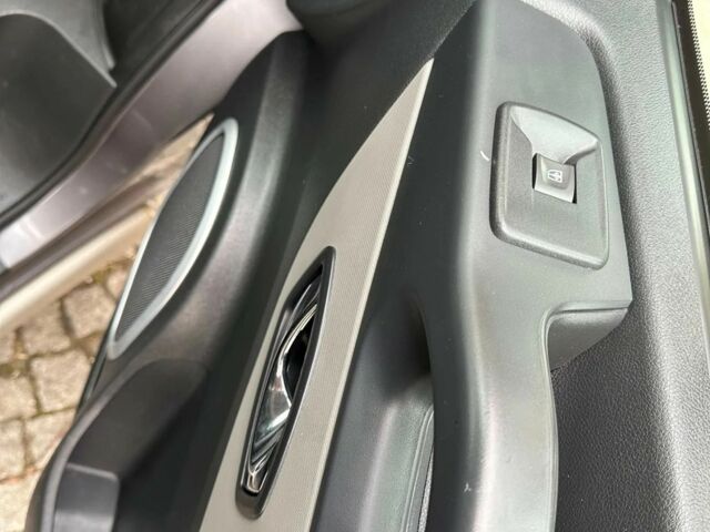 Сірий Рено Трафік, об'ємом двигуна 1.6 л та пробігом 173 тис. км за 8700 $, фото 18 на Automoto.ua