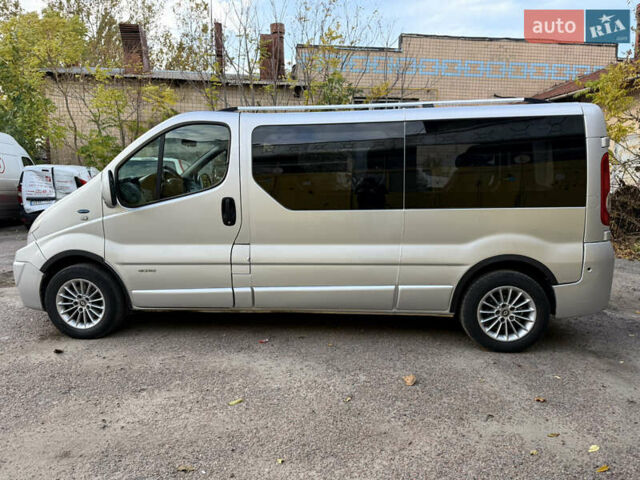 Сірий Рено Трафік, об'ємом двигуна 2 л та пробігом 340 тис. км за 12600 $, фото 7 на Automoto.ua