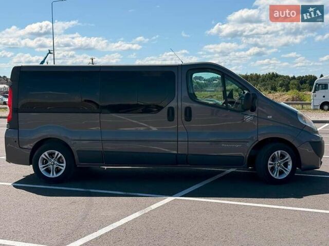 Серый Рено Трафик, объемом двигателя 2 л и пробегом 312 тыс. км за 16000 $, фото 9 на Automoto.ua