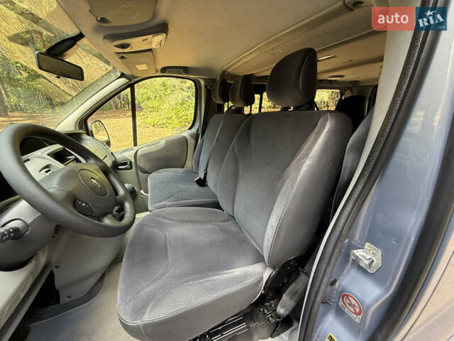 Сірий Рено Трафік, об'ємом двигуна 2 л та пробігом 267 тис. км за 16800 $, фото 40 на Automoto.ua