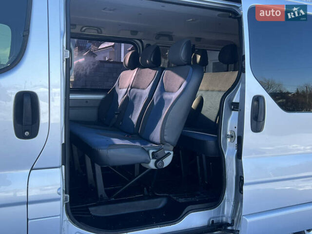 Серый Рено Трафик, объемом двигателя 2 л и пробегом 302 тыс. км за 15300 $, фото 40 на Automoto.ua