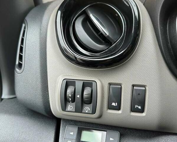 Серый Рено Трафик, объемом двигателя 1.6 л и пробегом 174 тыс. км за 11000 $, фото 15 на Automoto.ua