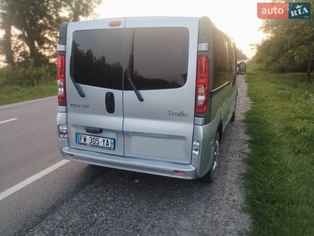 Сірий Рено Трафік, об'ємом двигуна 2 л та пробігом 230 тис. км за 15000 $, фото 7 на Automoto.ua