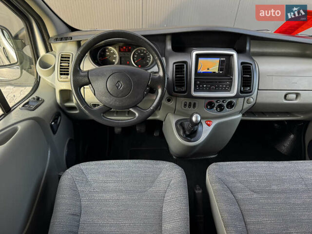 Рено Трафик 2014 в Луцке на Automoto.ua Серый Рено Трафик, объемом двигателя 2 л и пробегом 150 тыс. км за 18399 $, фото 49 на Automoto.ua