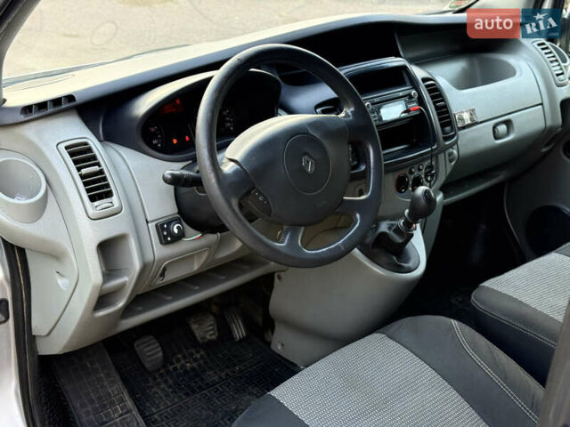 Сірий Рено Трафік, об'ємом двигуна 2 л та пробігом 340 тис. км за 12600 $, фото 11 на Automoto.ua
