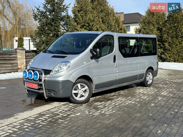 Серый Рено Трафик, объемом двигателя 2 л и пробегом 248 тыс. км за 16650 $, фото 5 на Automoto.ua