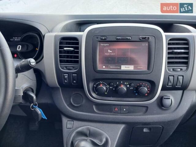 Сірий Рено Трафік, об'ємом двигуна 1.6 л та пробігом 270 тис. км за 14200 $, фото 15 на Automoto.ua