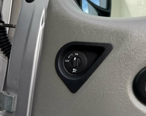 Рено Трафик 2014 в Луцке на Automoto.ua Серый Рено Трафик, объемом двигателя 2 л и пробегом 150 тыс. км за 18399 $, фото 58 на Automoto.ua