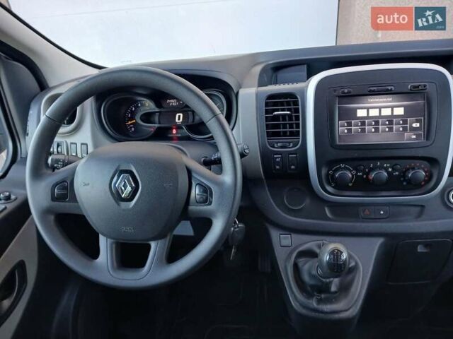 Сірий Рено Трафік, об'ємом двигуна 1.6 л та пробігом 245 тис. км за 15200 $, фото 2 на Automoto.ua