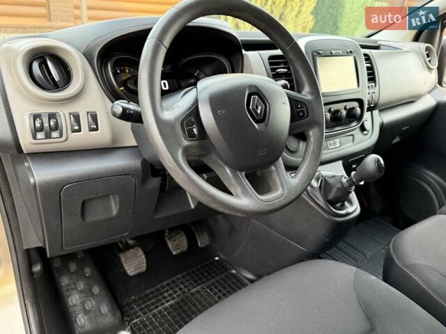 Сірий Рено Трафік, об'ємом двигуна 1.6 л та пробігом 254 тис. км за 14700 $, фото 50 на Automoto.ua