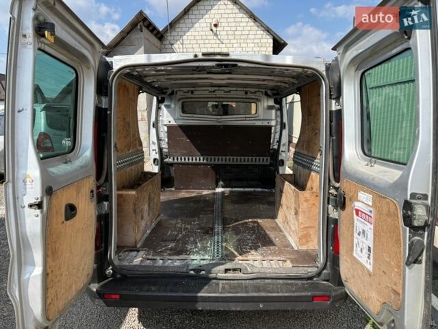 Серый Рено Трафик, объемом двигателя 1.6 л и пробегом 330 тыс. км за 13950 $, фото 28 на Automoto.ua