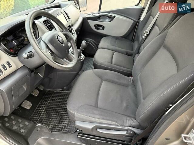 Сірий Рено Трафік, об'ємом двигуна 1.6 л та пробігом 254 тис. км за 14700 $, фото 46 на Automoto.ua